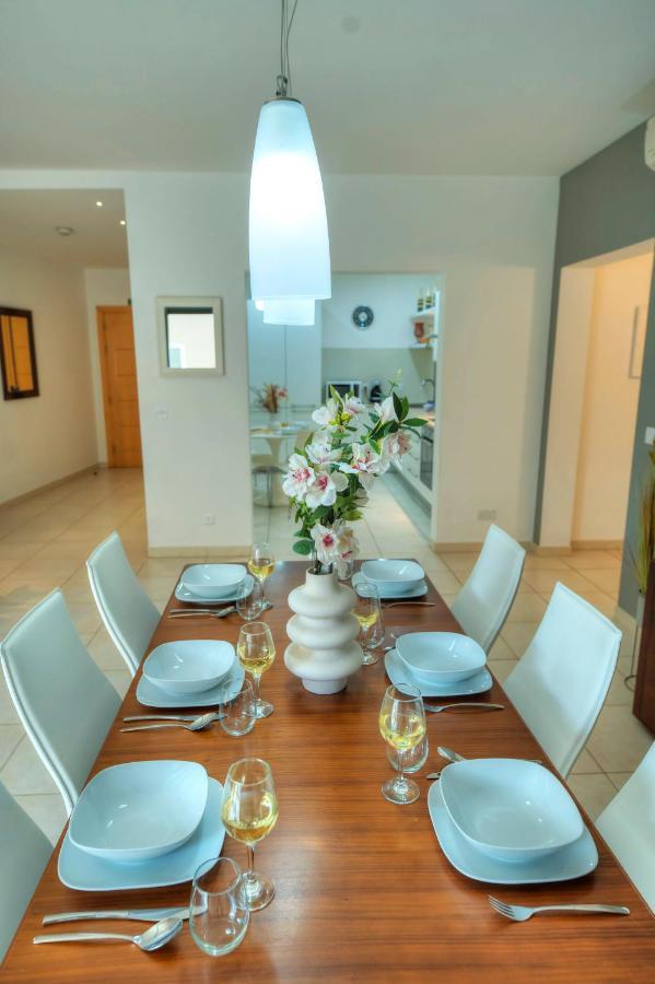 Апартаменты Spacious & Inviting 3 Bedroom Flat, Balcony Wpac1-1 *
