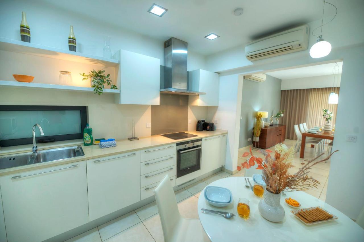 Spacious & Inviting 3 Bedroom Flat, Balcony Wpac1-1 Appartamento
