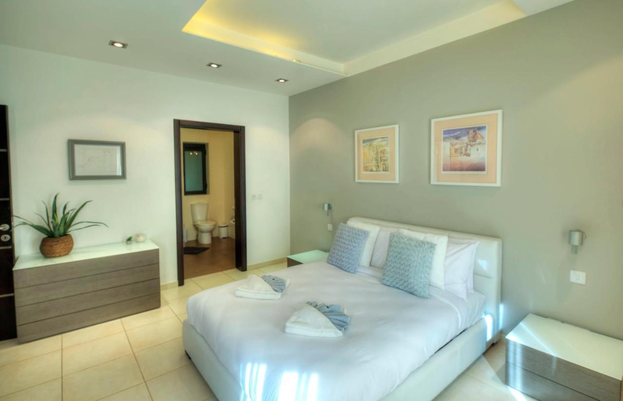 Spacious & Inviting 3 Bedroom Flat, Balcony Wpac1-1 *
