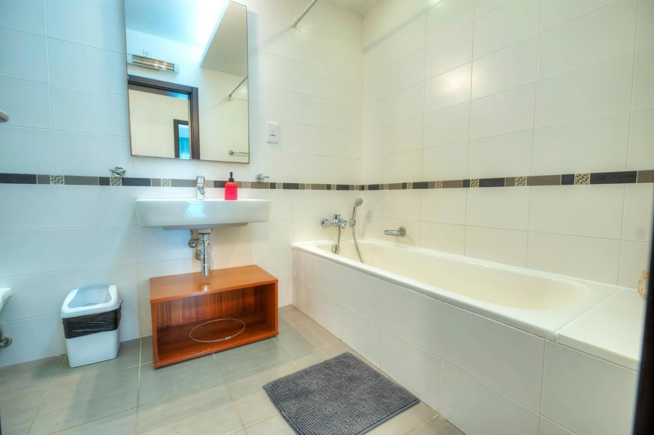 Spacious & Inviting 3 Bedroom Flat, Balcony Wpac1-1 Appartamento *